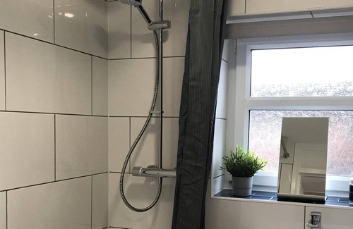 Bamber Bridge Maison | Modern 3-bed house + parking Bamber Bridge,Preston