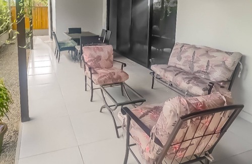 Uvita Maison | Modern 3-bed in Downtown Uvita with Pool