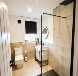 Millerhill Appartement | Modern 3 Bedroom Apartment