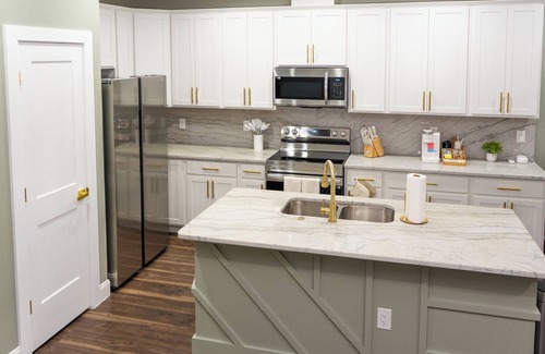 Bartow Maison | Modern 3-Bedroom Home Across from Bartow Golf Course