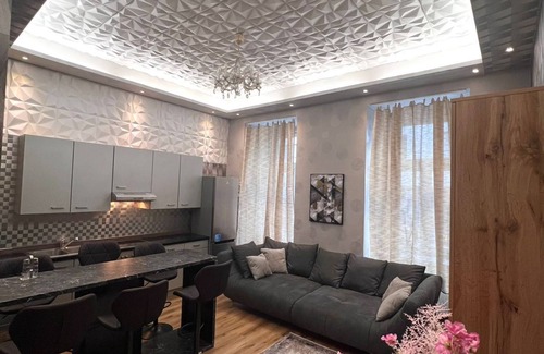 Schottenfeld Appartement | Modern 3 Bedroom on Shopping Street on Perfect Location-