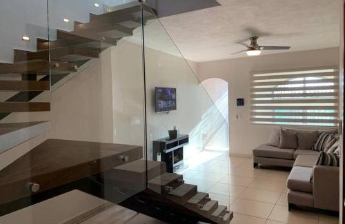 Zapotlanejo Maison | Modern 3 bedroom Private home with Aircondition