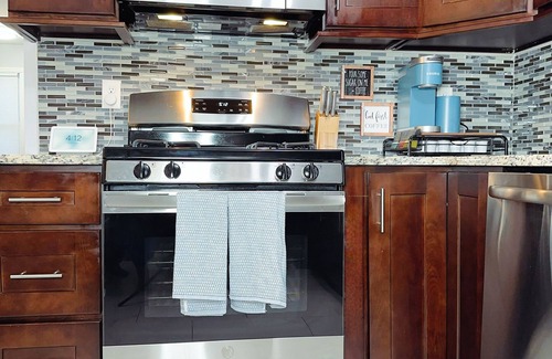 Elizabeth Appartement | Modern 3BR 2BA Near EWR & 30 mins to NYC