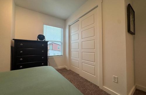 Centerton Maison | Modern 3BR-Ample Home near Walmart HQ & Downtown