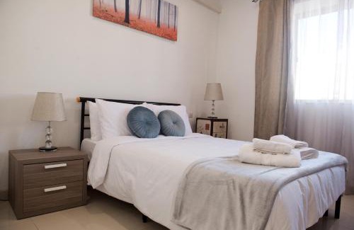 Siggiewi Appartement | Modern 3BR Apartment with Balcony - Close to Limestone Heritage Park