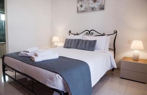 Siggiewi Appartement | Modern 3BR Apartment with Balcony - Close to Limestone Heritage Park