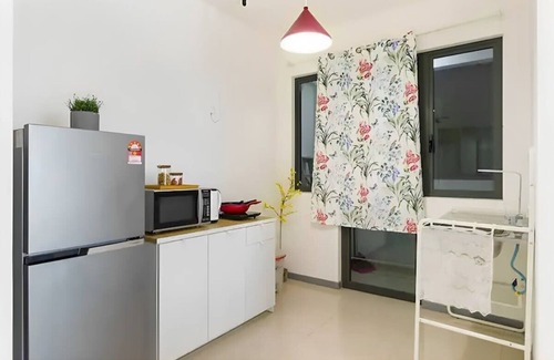 Kuala Lumpur Appartement | Modern 3BR Apt Near Desa Park/Mont Kiara, Parking