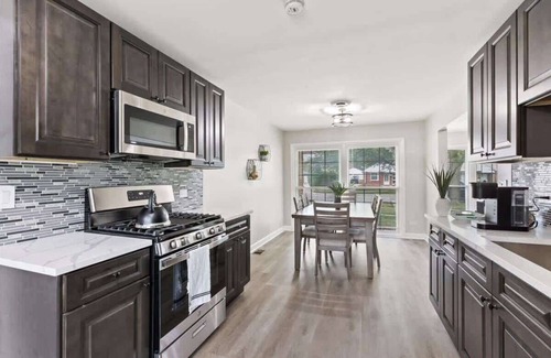 Westchester Maison | Modern 3BR Home w/ Huge Backyard | LCP Collection