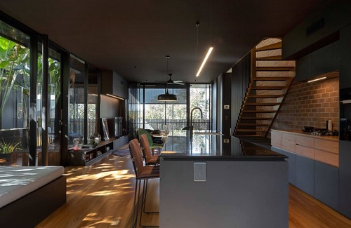 Norman Park Maison | Modern 3BR retreat with Sauna - The Loft