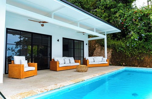 Ojochal Maison | Modern 3BR Villa w/Pool – Perfect for Groups