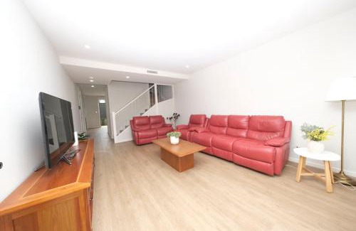 Box Hill Maison | Modern 4 Bedroom House in Box Hill