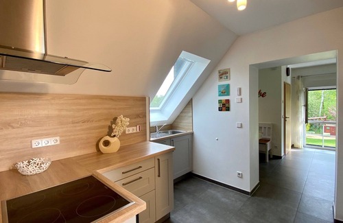 Radensdorf Appartement | Appartement 4 étoiles moderne avec 2 chambres, grand jardin et aire de jeux