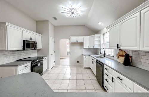 Frisco Maison | Modern 4BR Home in Frisco – Perfect for 30+ Day Stays & Business Travelers