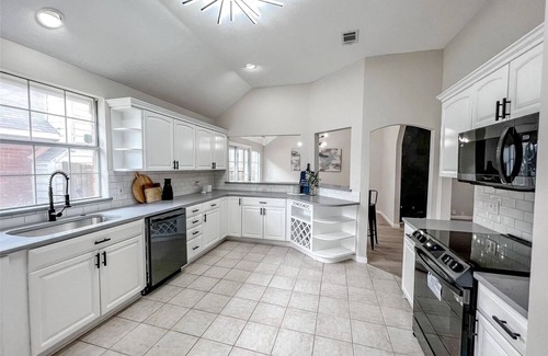 Frisco Maison | Modern 4BR Home in Frisco – Perfect for 30+ Day Stays & Business Travelers