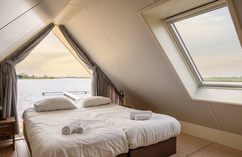 Echtenerbrug Cabine | Modern 6-person beach lodge