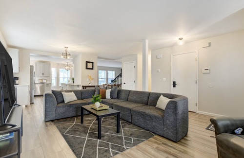 Briargate Maison | Modern 6BR Home in Briargate | Pet Friendly