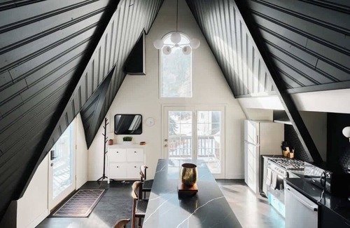 Evergreen Maison | Modern A-Frame | Mountain Views | Evergreen