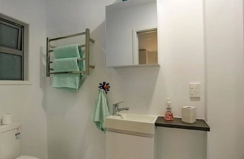 Omokoroa Appartement | HÉBERGEMENT MODERNE DANS UN ENDROIT FABULEUX!