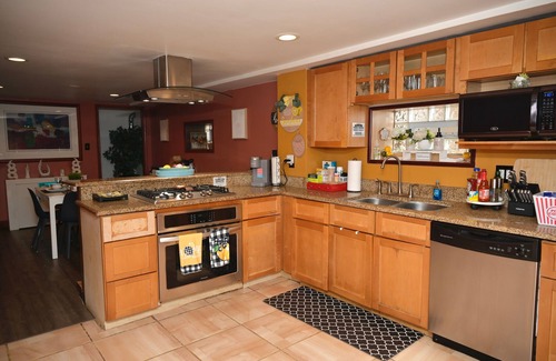 Bellwood Copropriété | Modern Airport Oasis -Minutes from O'Hare Airport and Downtown Chicago