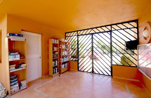 Estepona Appartement | Appartement moderne et lumineux avec piscine, Port d'Estepona près des restaurants et bars
