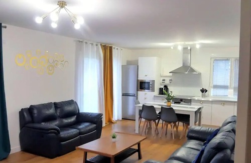 La Grande-Paroisse Maison | Maison Moderne et confortable pour 7 personnes