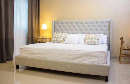 Bella Vista Appartement | Modern and centric Apartment with pool and gym at Downtown