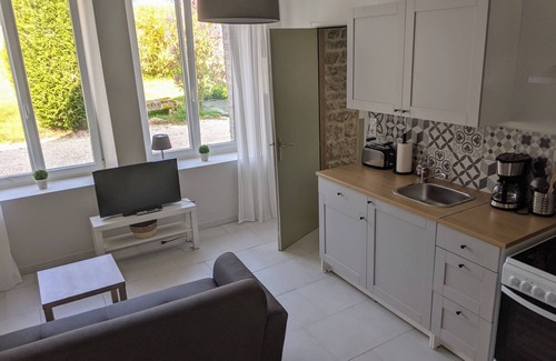 Contrexeville Appartement | Meublé moderne et confortable à Contrexéville dans un écrin de verdure