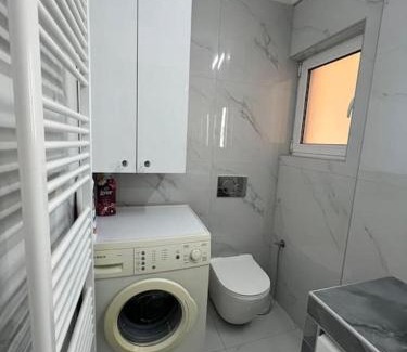 Agios Dimitrios Appartement | Modern and comfortable apartment 5km from center