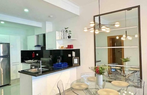Sarasota Appartement | Modern and cozy | 1 BR| Pool & Gym @Bellavista