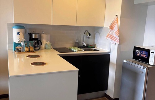 Zona 4 Appartement | Modern and Cozy Apartment - Close to the Airport