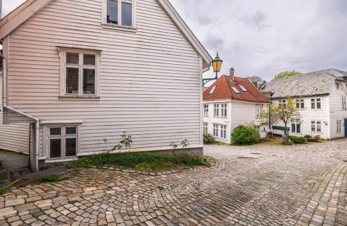 Bergen City Centre Appartement | Modern and historic apartment 250m from Bryggen