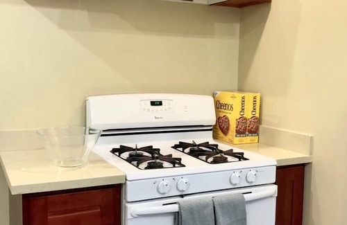 Albany Maison | Luxe moderne sur rue calme 4B / 2BA Parking + BART
