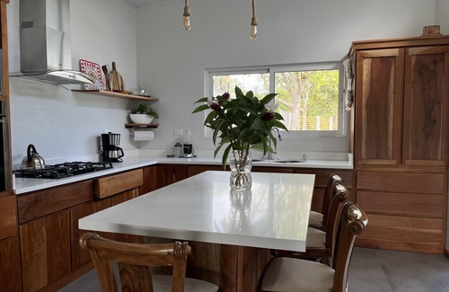 Cabuya Maison | Modern and quiet house 5 minutes from the beach