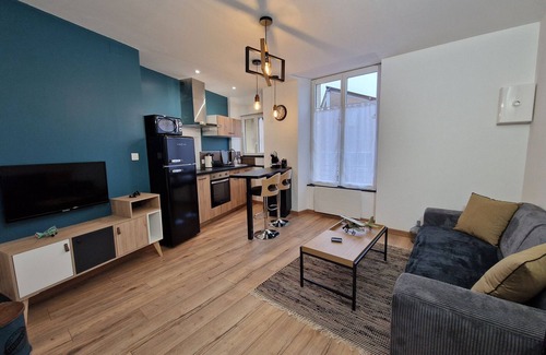 Chateauroux Appartement | Studio moderne et calme au centre-ville avec parking sécurisé