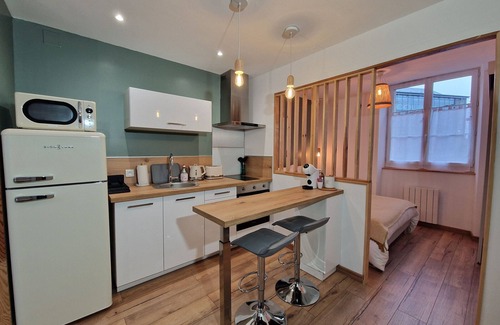 Chateauroux Appartement | Studio moderne et calme avec parking à Châteauroux