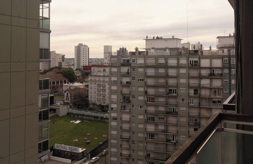 Pampas Appartement | Modern and Spacious Apartment in a central location, Steps from the Sea