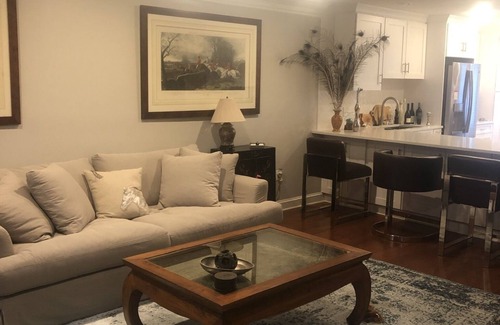 Harleston Village Maison | Modern and Spacious home with a fantastic, central, downtown location