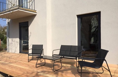 Sulzbach-Rosenberg Appartement | Appartement moderne avec terrasse et jardin - jusqu'à 6 personnes