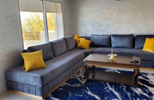Oulad Aissa Appartement | Modern apart no2 with breathtaking views of the water