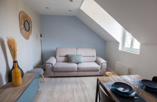 Poissy Appartement | Modern apartement in the city center.