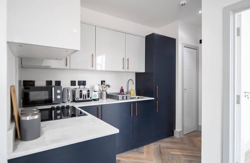Havering Appartement | Modern Apartment in Romford near Elizabeth Line*8