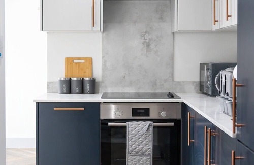 Havering Appartement | Modern Apartment in Romford near Elizabeth Line*8