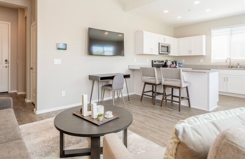 Litchfield Park Appartement | Modern Apartment in Prime Location (ID6533X33)