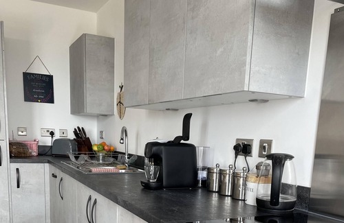 South Hornchurch Appartement | Modern Apartment All Amenities Greater London