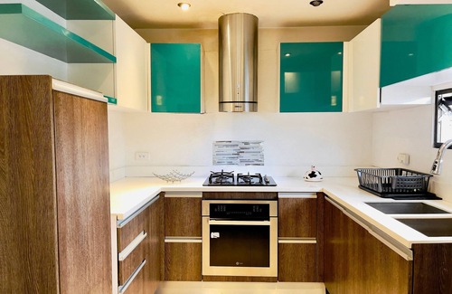 Quinta Paredes Maison | Modern Apartment at Corferias
