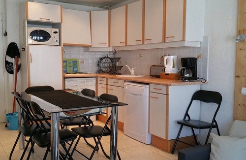 Avoriaz Appartement | Appartement moderne centre Avoriaz, 2 chambres, balcon, skis aux pieds