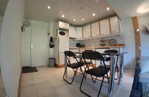 Avoriaz Appartement | Appartement moderne centre Avoriaz, 2 chambres, balcon, skis aux pieds