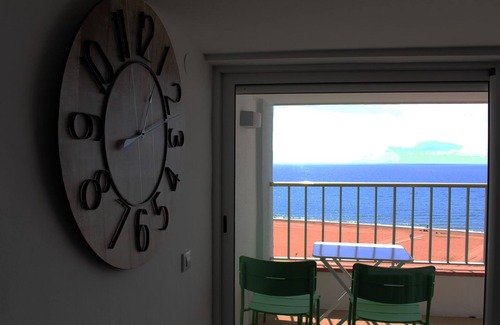 Sant Salvador Appartement | APPARTEMENT MODERNE EN 1ÈRE LIGNE MER AVEC VUE MER ET MONTAGNE