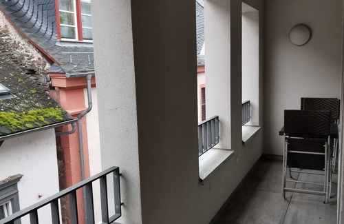 Mainz-Bingen Appartement | Appartement moderne dans une maison historique à colombages pouvant accueillir jusqu'à 16 personnes