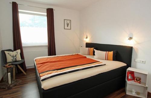 Landeck Appartement | Modern Apartment in Hochgallmigg with Balcony